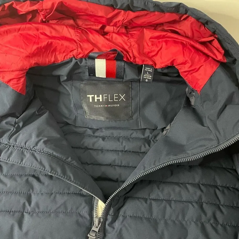 New! Tommy Hilfiger| Mens Jacket| Comfort Bi-Stretch|Lightweight insulation| Zip
